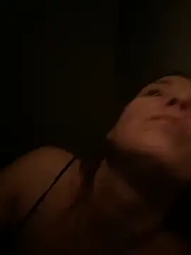 Snapshot of dreamgt chatting on 09-28-25, 06:04 dreamgt online show from 09-28-25, 06:04