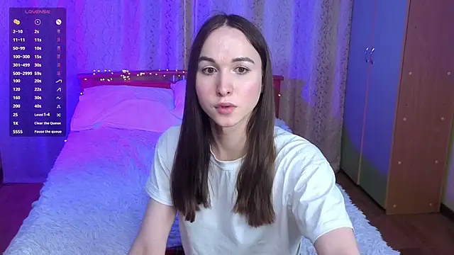 Angeel Kate online show from 04-26-26, 06:54