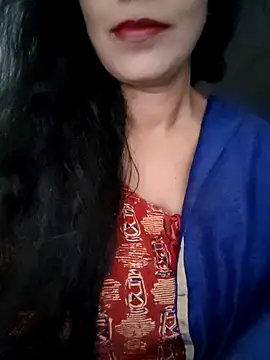 Snapshot of Deepa_Sharma143 chatting on 09-09-25, 04:55 Deepa Sharma143 online show from 09-09-25, 04:55