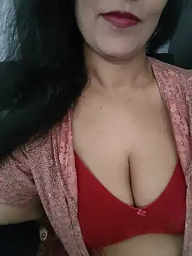 Snapshot of Deepa_Sharma143 chatting on 06-25-26, 05:45 Deepa Sharma143 online show from 06-25-26, 05:45