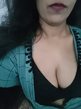 Snapshot of Deepa_Sharma143 chatting on 07-11-26, 01:50 Deepa Sharma143 online show from 07-11-26, 01:50