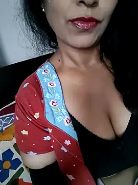 Deepa Sharma143 online show from 11-02-25, 01:43