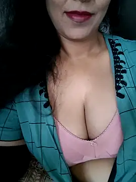 Snapshot of Deepa_Sharma143 chatting on 05-09-26, 01:42 Deepa Sharma143 online show from 05-09-26, 01:42