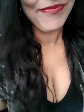 Snapshot of Deepa_Sharma143 chatting on 10-03-25, 06:15 Deepa Sharma143 online show from 10-03-25, 06:15