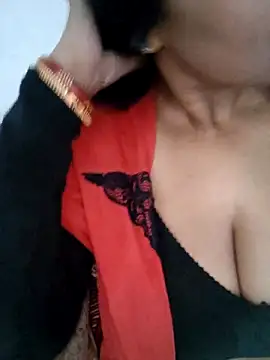 Snapshot of Deepa_Sharma143 chatting on 04-18-26, 02:03 Deepa Sharma143 online show from 04-18-26, 02:03