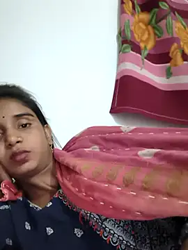 Hot-Soniya2 online show from 11-07-25, 03:38