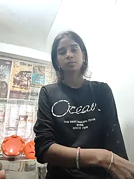 Hot-Soniya2 online show from 10-27-25, 03:40