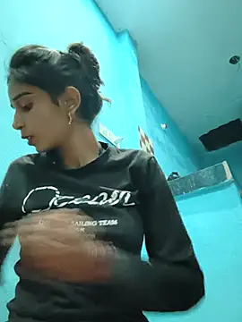 Hot-Soniya2 online show from 11-29-25, 03:23