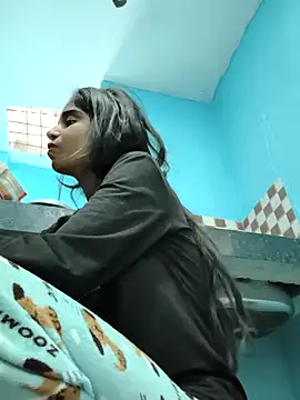 Hot-Soniya2 online show from 11-15-25, 01:31