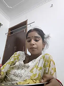 Snapshot of Hot-Soniya2 chatting on 09-30-25, 05:30 Hot-Soniya2 online show from 09-30-25, 05:30