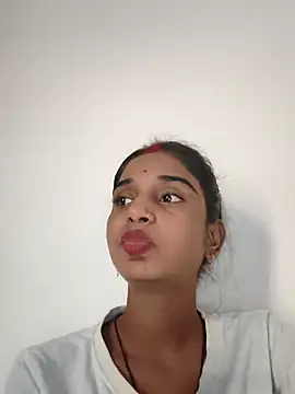 Hot-Soniya2 online show from 11-06-25, 10:08