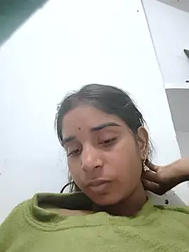 Hot-Soniya2 online show from 01-08-26, 11:27