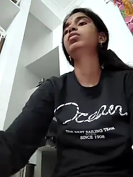 Hot-Soniya2 online show from 11-02-25, 08:36