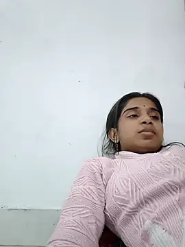 Hot-Soniya2 online show from 11-08-25, 03:43