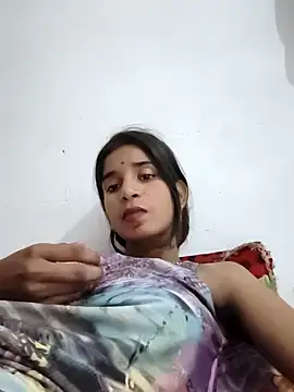 Snapshot of Hot-Soniya2 chatting on 10-04-25, 06:09 Hot-Soniya2 online show from 10-04-25, 06:09
