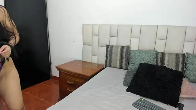 BiancaMoreti online show from 04-30-26, 03:30