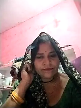 Snapshot of Hot_babli54 chatting on 10-18-25, 03:14 Hot babli54 online show from 10-18-25, 03:14
