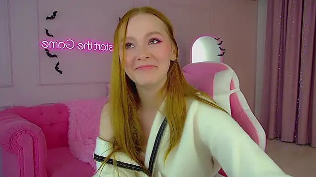 AgataFoxley online show from 10-20-25, 07:09