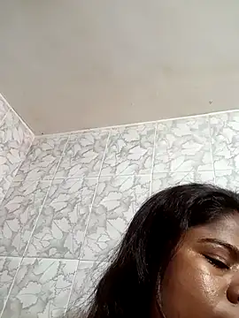 Snapshot of HAANNIAA chatting on 12-02-25, 11:01 HAANNIAA online show from 12-02-25, 11:01