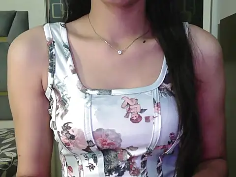 cute seemu online show from 05-13-26, 03:02