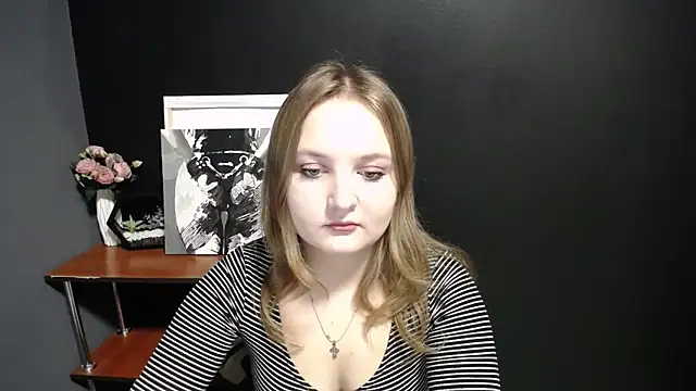 Snapshot of Mystic_nikole chatting on 09-26-25, 01:07 Mystic nikole online show from 09-26-25, 01:07