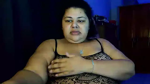 xlatinastar online show from 06-16-26, 04:07