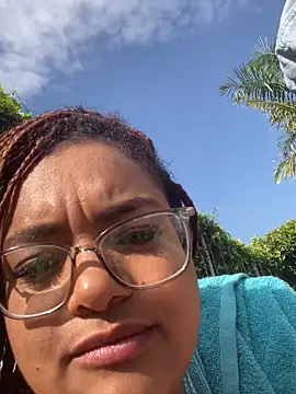 Hill Brownie online show from 12-14-25, 01:28