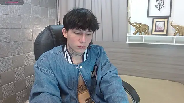 Iantwink18 online show from 11-09-25, 09:08