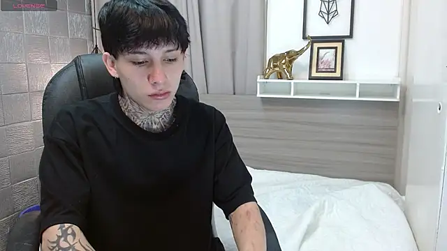 Iantwink18 online show from 02-12-26, 11:32