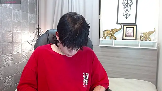 Iantwink18 online show from 12-20-25, 06:38