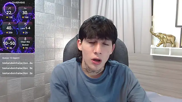 Iantwink18 online show from 11-15-25, 03:49