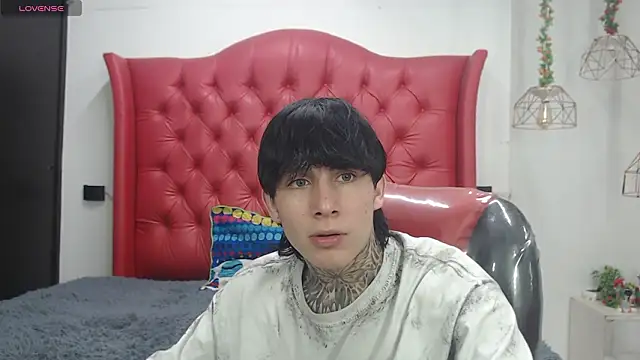 Iantwink18 online show from 03-26-26, 08:51