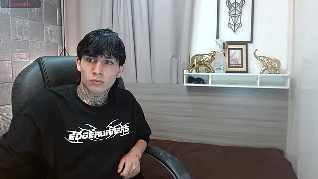 Iantwink18 online show from 02-27-26, 02:12