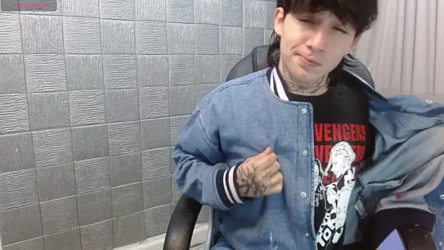 Iantwink18 online show from 11-30-25, 03:40