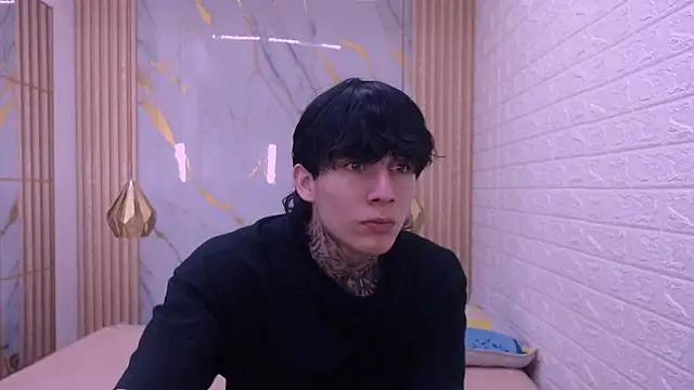 Iantwink18 online show from 03-25-26, 03:28