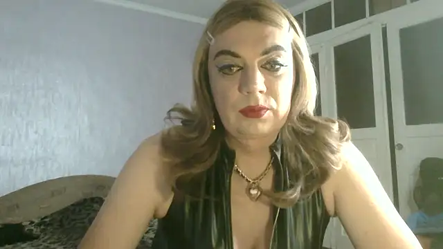 Snapshot of NiraFrost chatting on 10-15-25, 04:48 NiraFrost online show from 10-15-25, 04:48