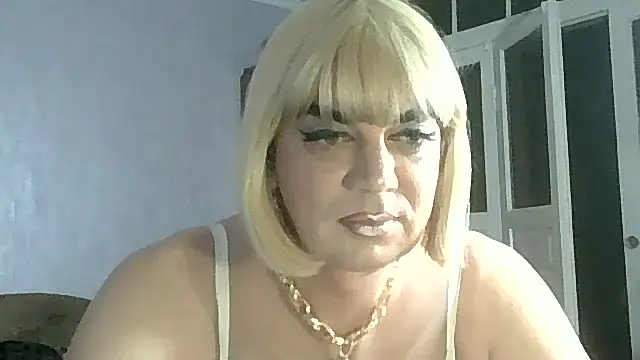 Snapshot of NiraFrost chatting on 10-19-25, 05:48 NiraFrost online show from 10-19-25, 05:48