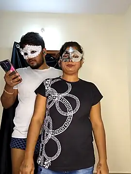 Family02 online show from 09-22-25, 03:29