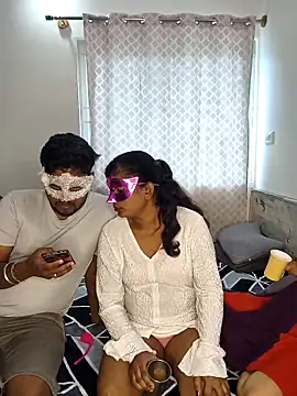 Family02 online show from 10-29-25, 06:45