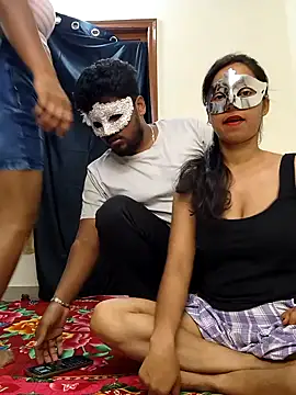 Family02 online show from 09-24-25, 03:40