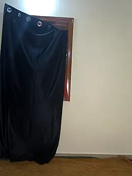 Family02 online show from 10-04-25, 04:30