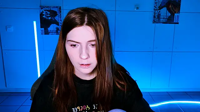 AliceCUNTach online show from 10-17-25, 05:11