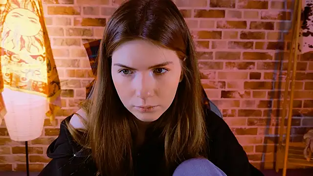 AliceCUNTach online show from 10-15-25, 05:06