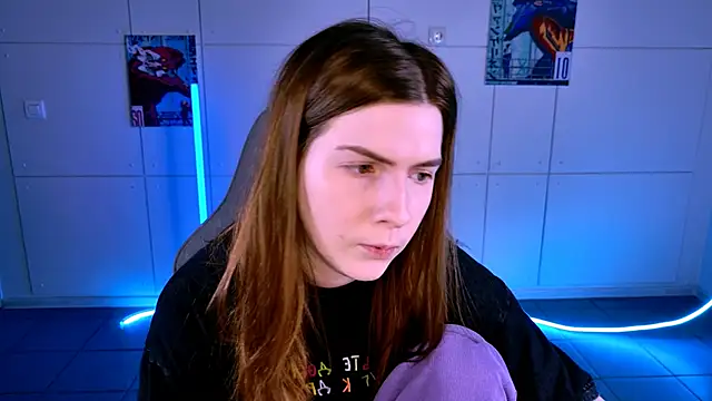 AliceCUNTach online show from 11-26-25, 05:07