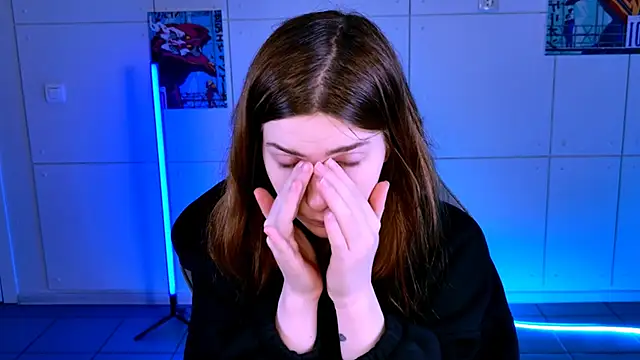 AliceCUNTach online show from 10-30-25, 05:06