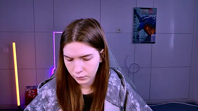 AliceCUNTach online show from 09-10-25, 05:06