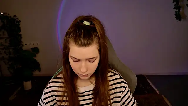 AliceCUNTach online show from 12-17-25, 05:12