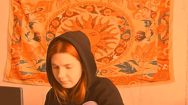 AliceCUNTach online show from 06-19-26, 04:07