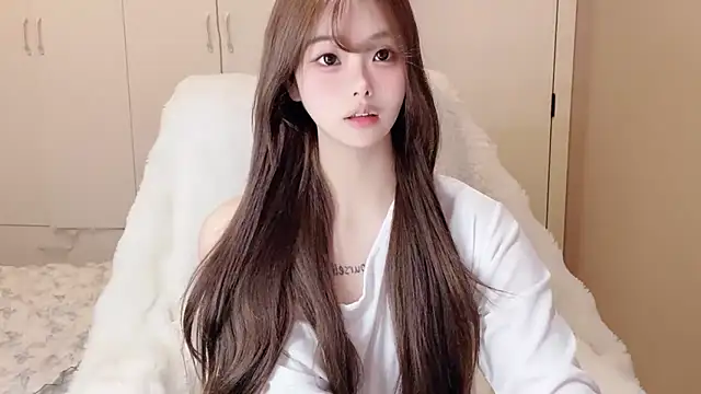 xiaoyugan-99 online show from 02-23-26, 03:45