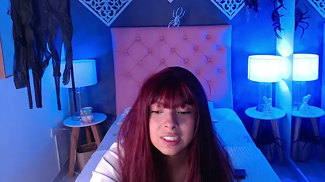 Maia Reficco online show from 10-16-25, 12:24